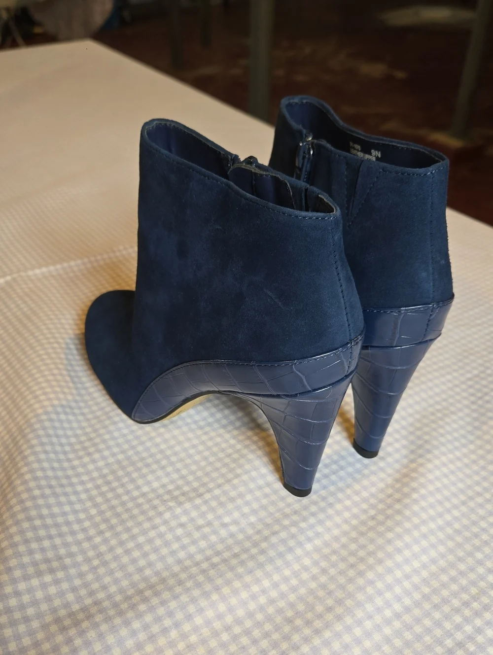 New In the Box, Bella Vita Women's Navy Suede Ankle Boots, Size 9